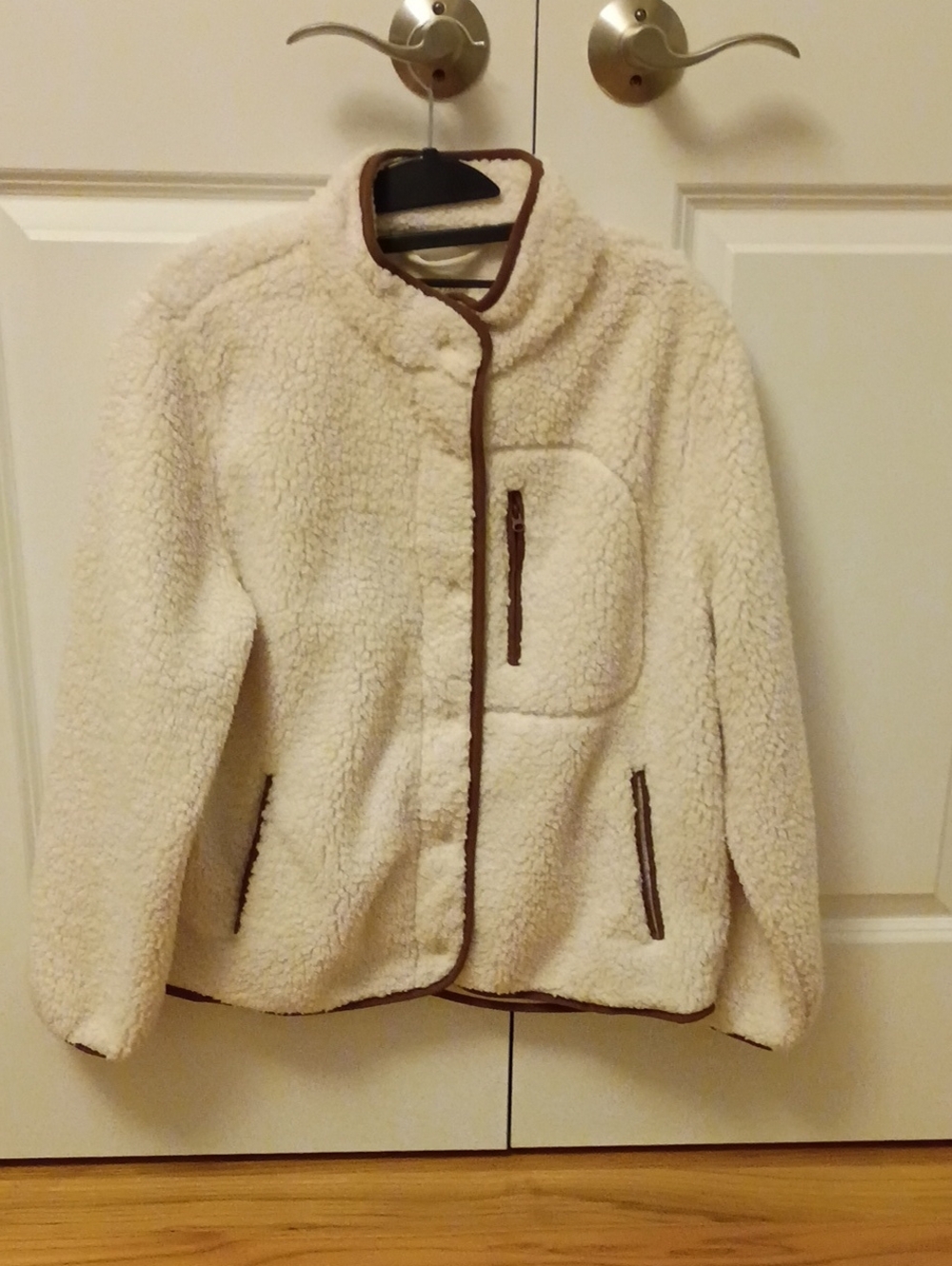 Universal Thread Women’s Faux Sherpa Snap Closure Jacket - Size Medium